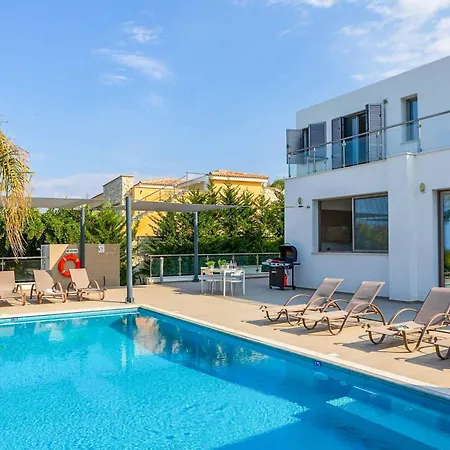 Limni Villa Mavroli