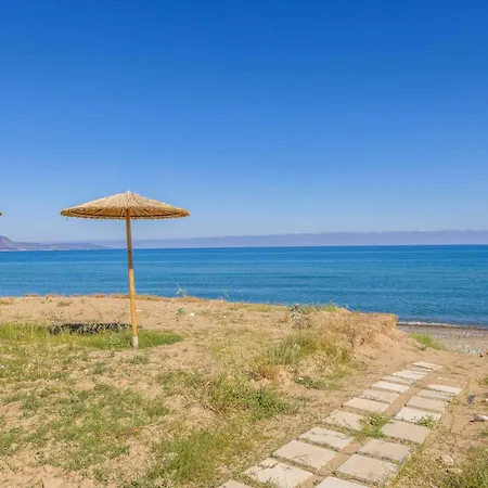 Villa Limni